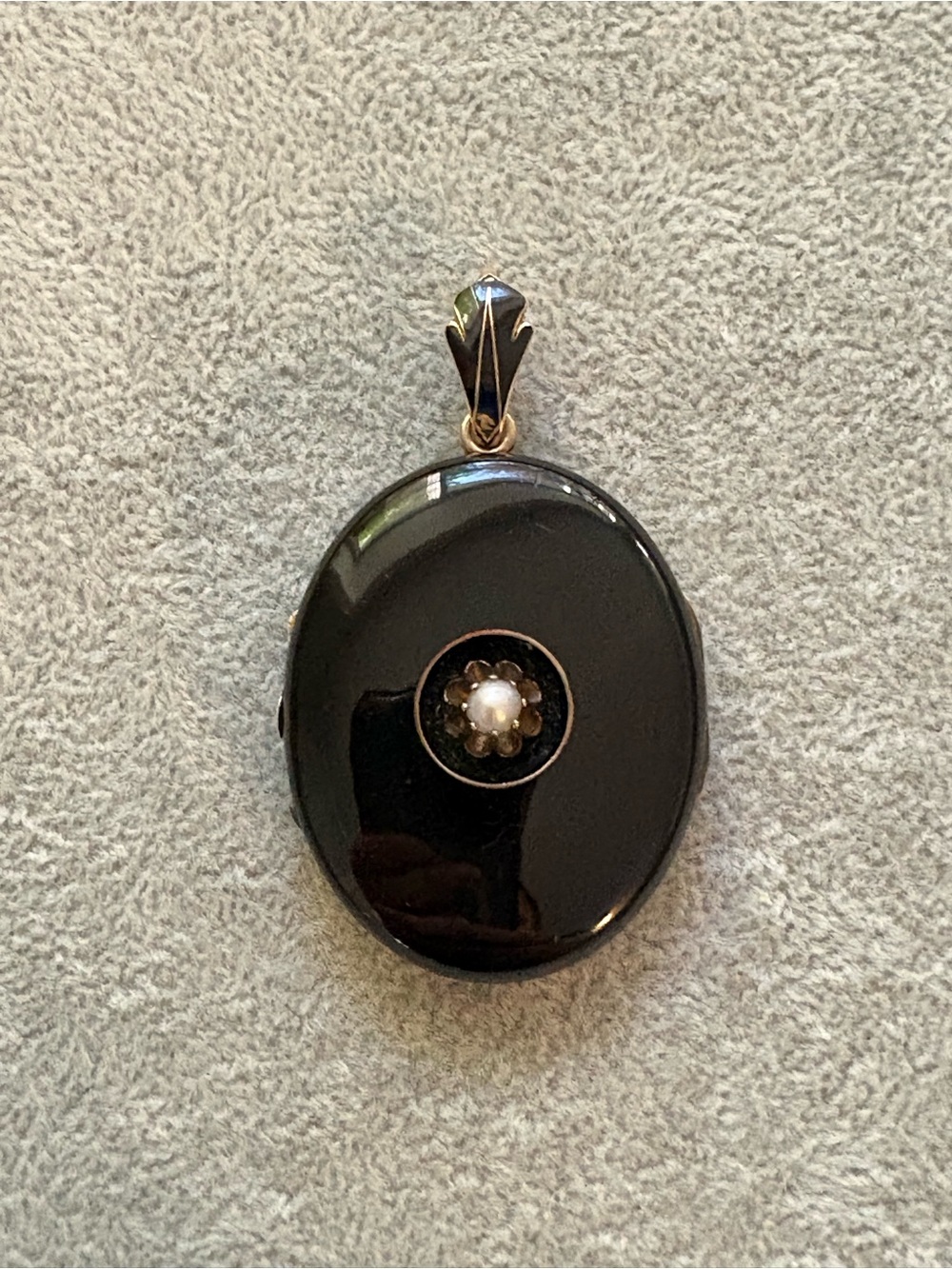 Antique 14k Yellow Gold Onyx And Pearl Mourning Pendant